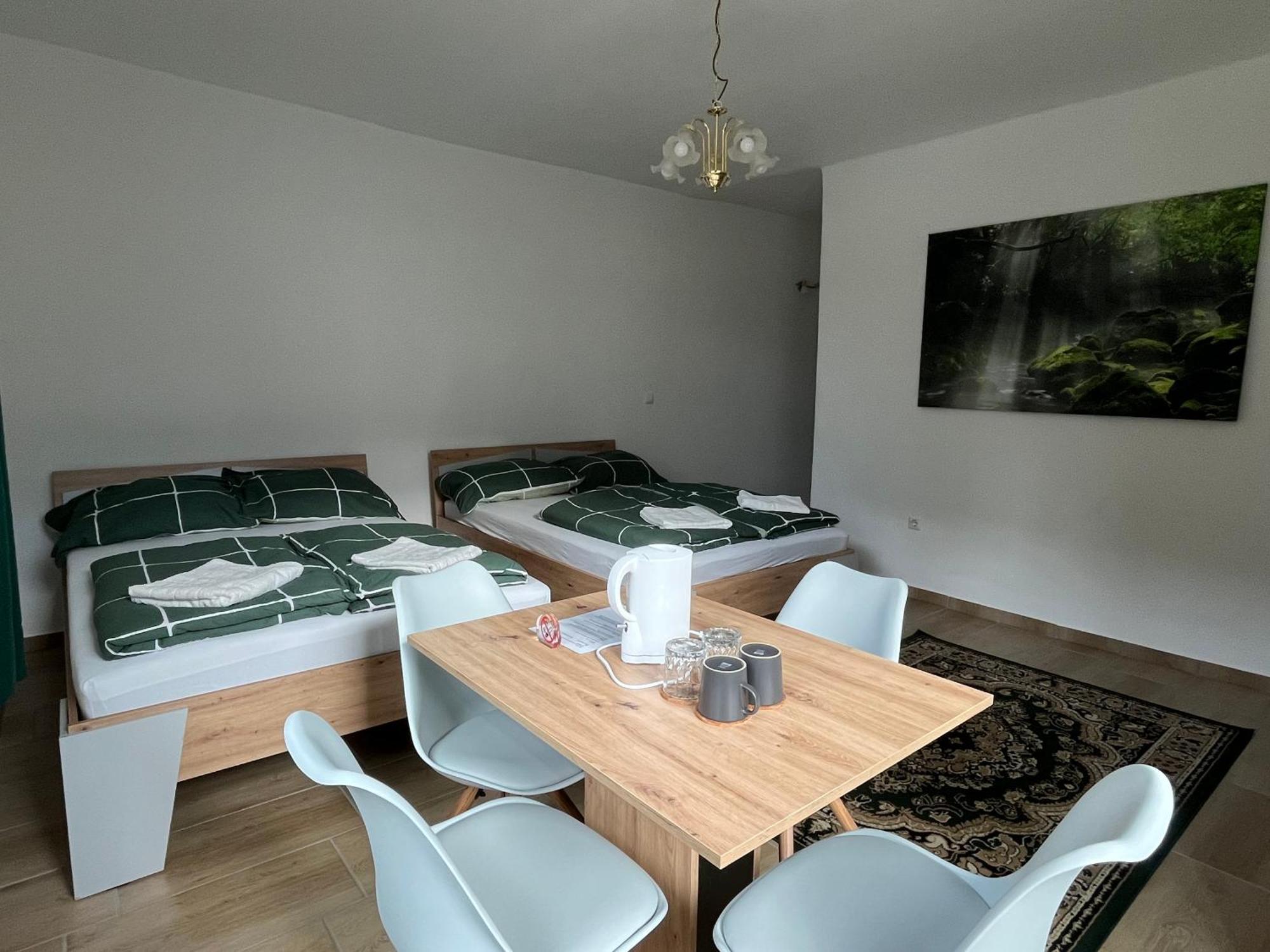 Traveler Lodging Вена Экстерьер фото